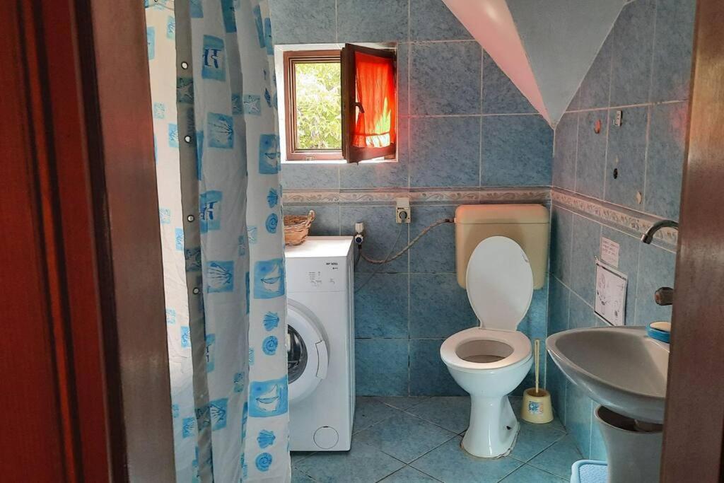 Stan Za Iznajmuvanje So Parking,Blisku Do Centar. Kumanovo Esterno foto